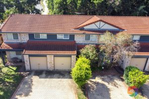 R2 4272740 Browns Plains