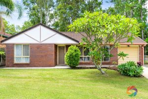 R2 4429586 Forest Lake