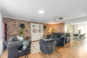 R2 4682135 Bellbird Park